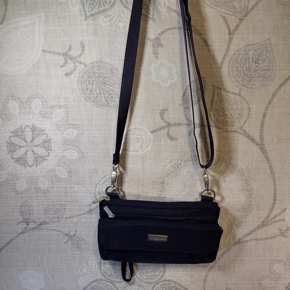 Baggallini Handbags - Baggallini Blue Crossbody Bag